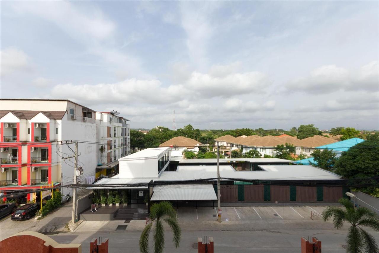 Seven Seas Resort Pattaya By Justin Jomtien Beach Exterior foto